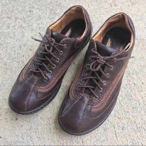 Born Palmera Leather Walking Shoes AMAZING CONDITION ! Like new